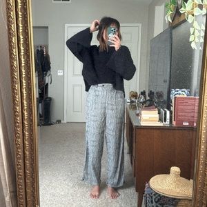 Free People Canyon Pullover - Mock neck Crop Sweater- Black - Women’s Small